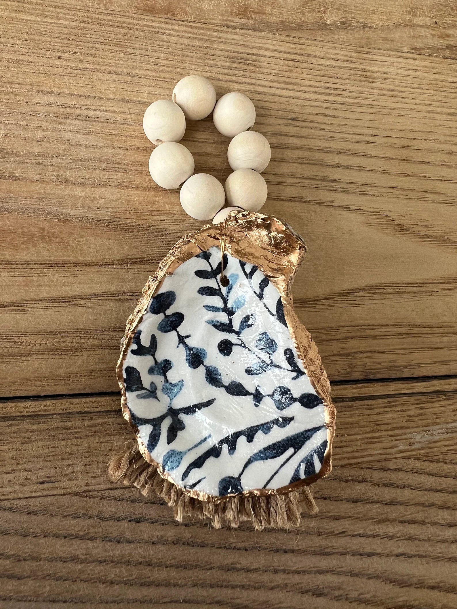 Beachy coastal wedding Serena Lily inspired oyster napkin ring