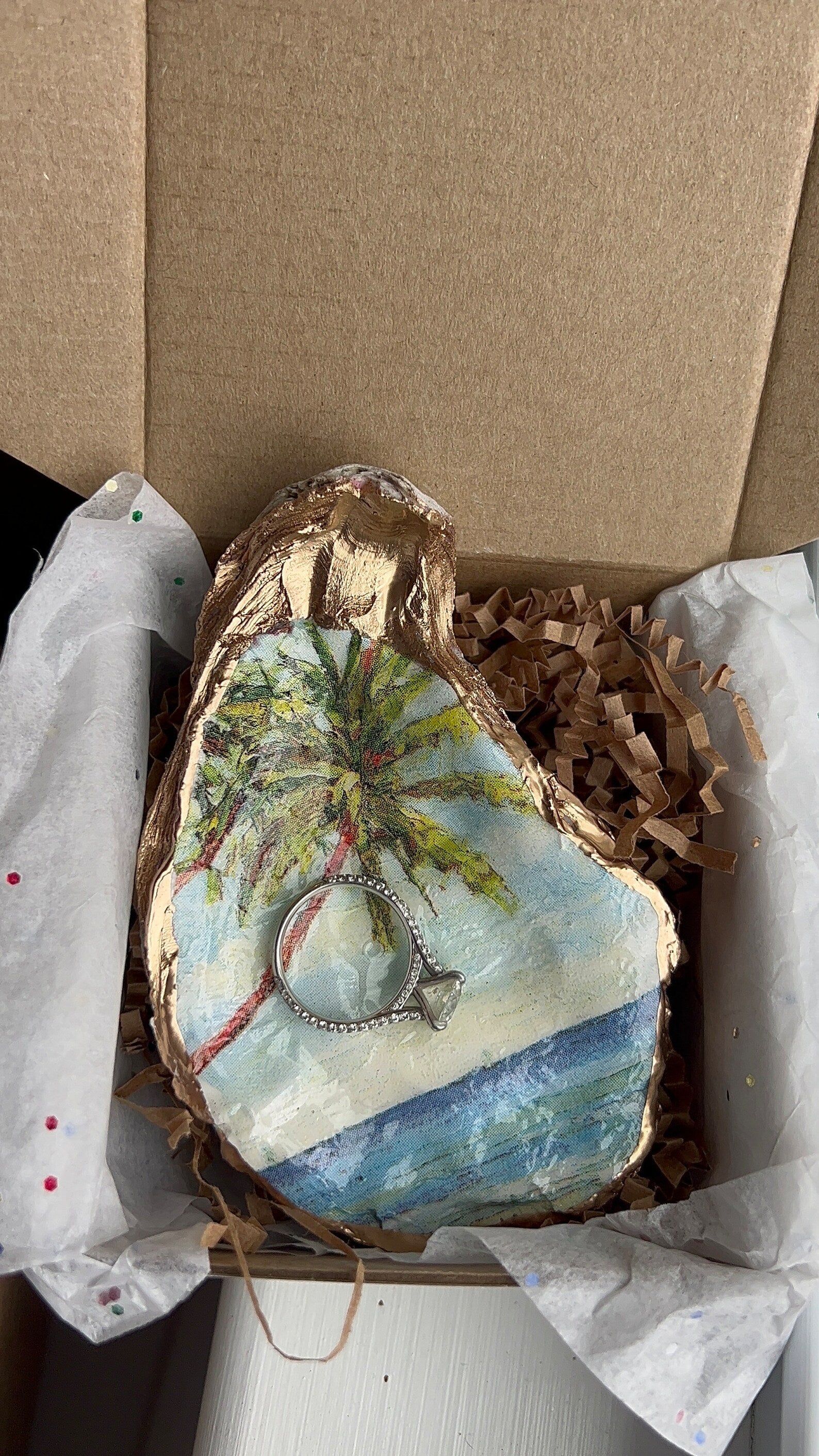 Beach destination wedding favor. Decoupage Shell Jewelry Dish
