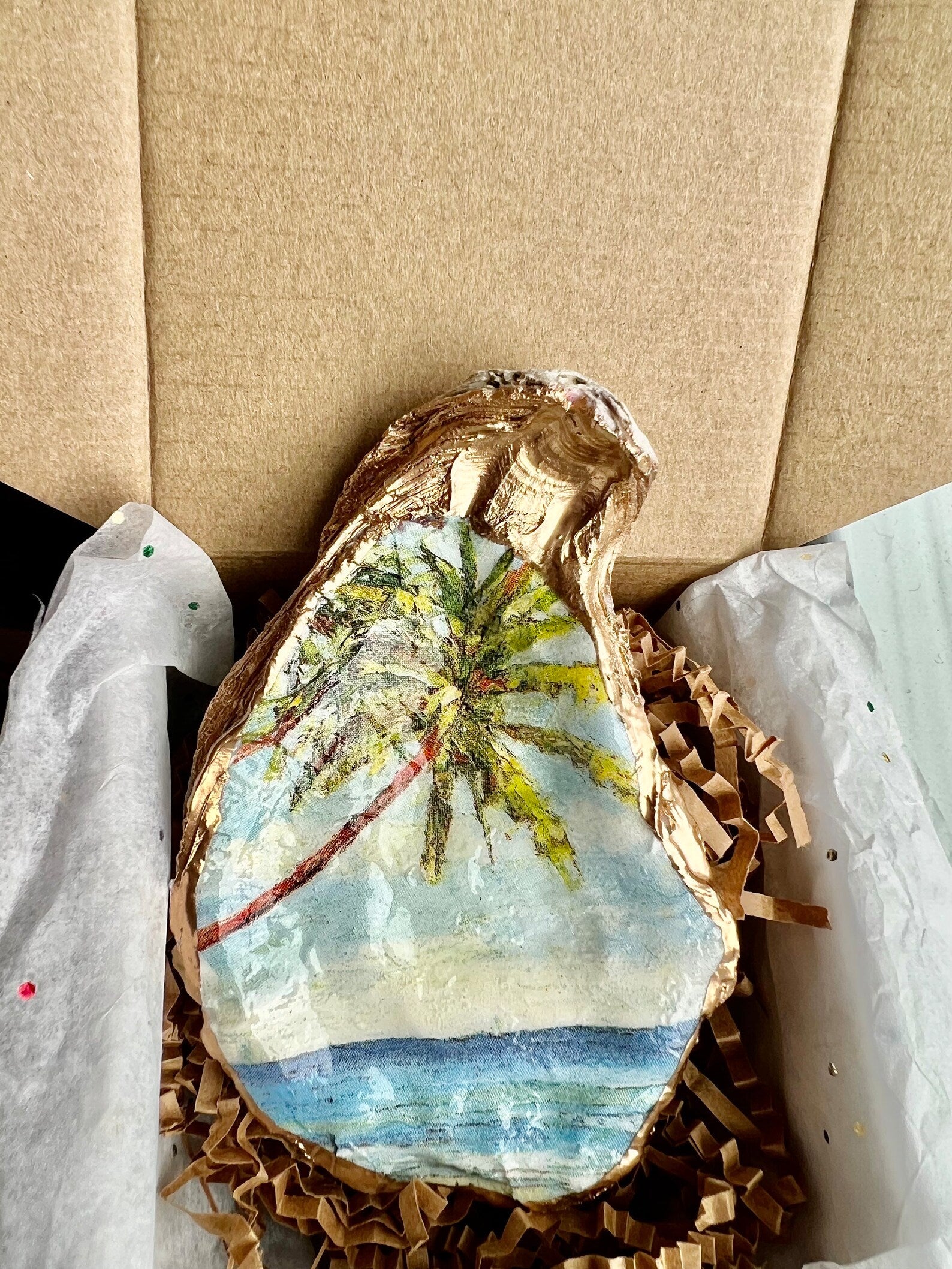 Beach destination wedding favor. Decoupage Shell Jewelry Dish