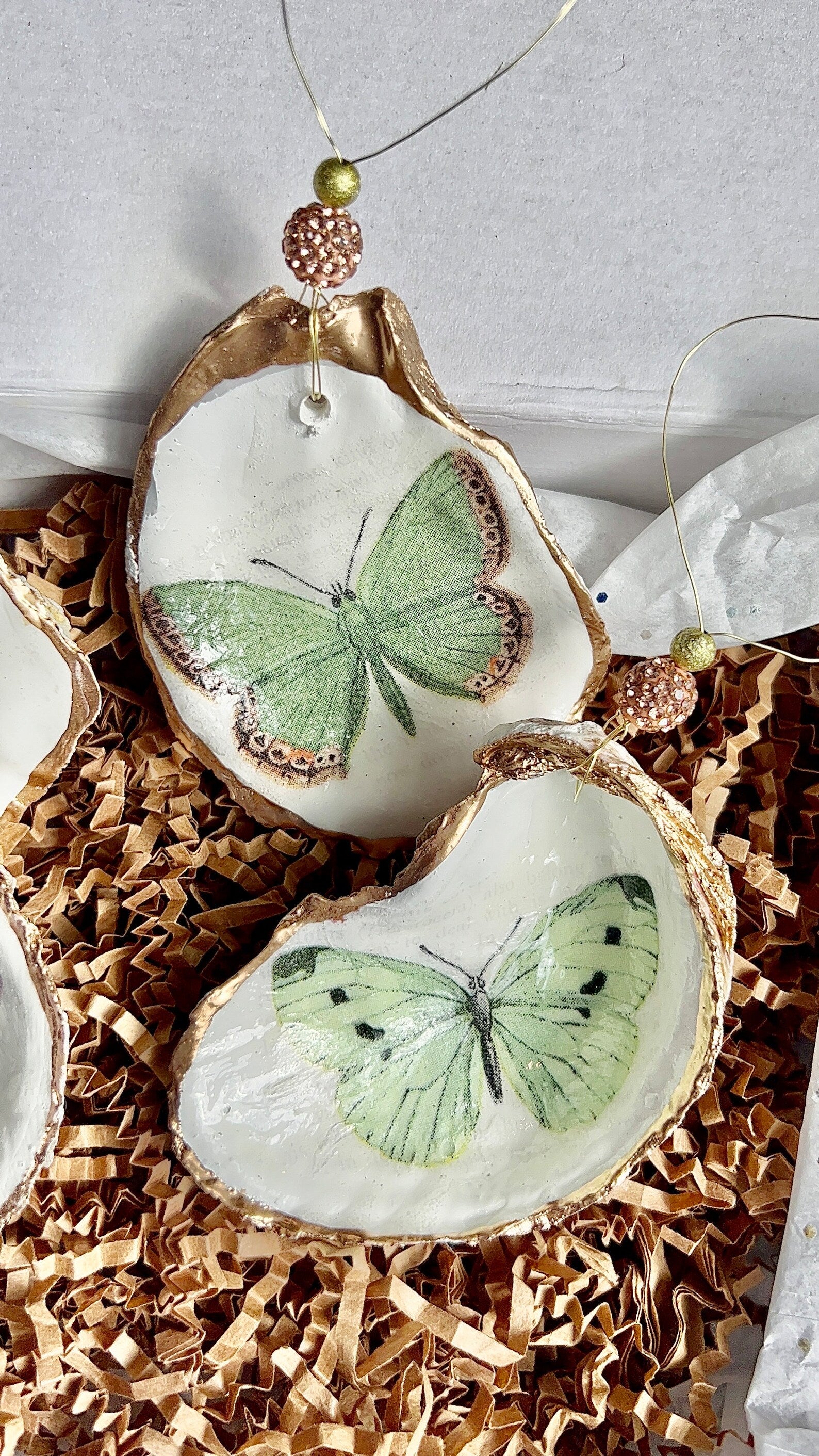 Butterfly shell Ornament gift set. Butterfly oyster shell favor