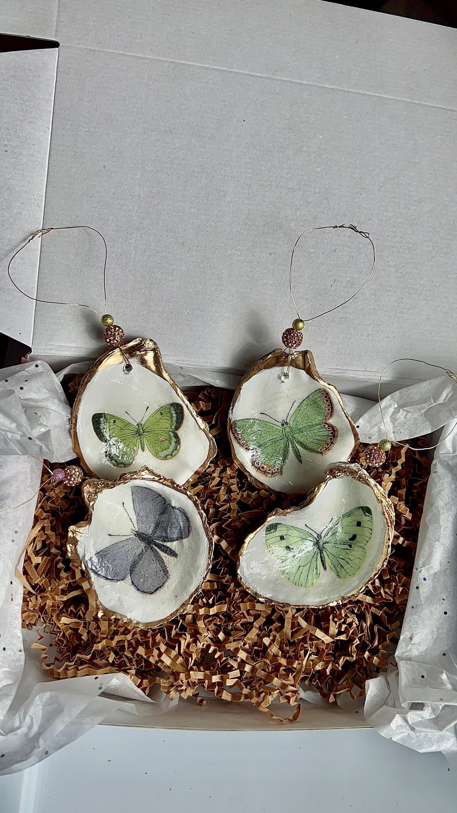Butterfly shell Ornament gift set. Butterfly oyster shell favor