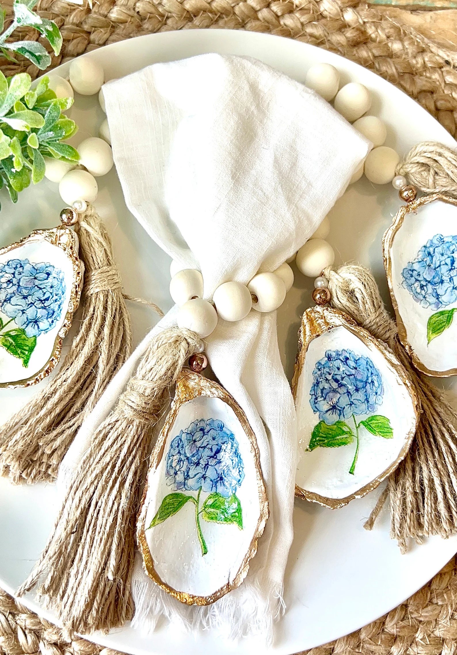 Hamptons party favor and decor set coastal ring dish favor & shell napkin ring
