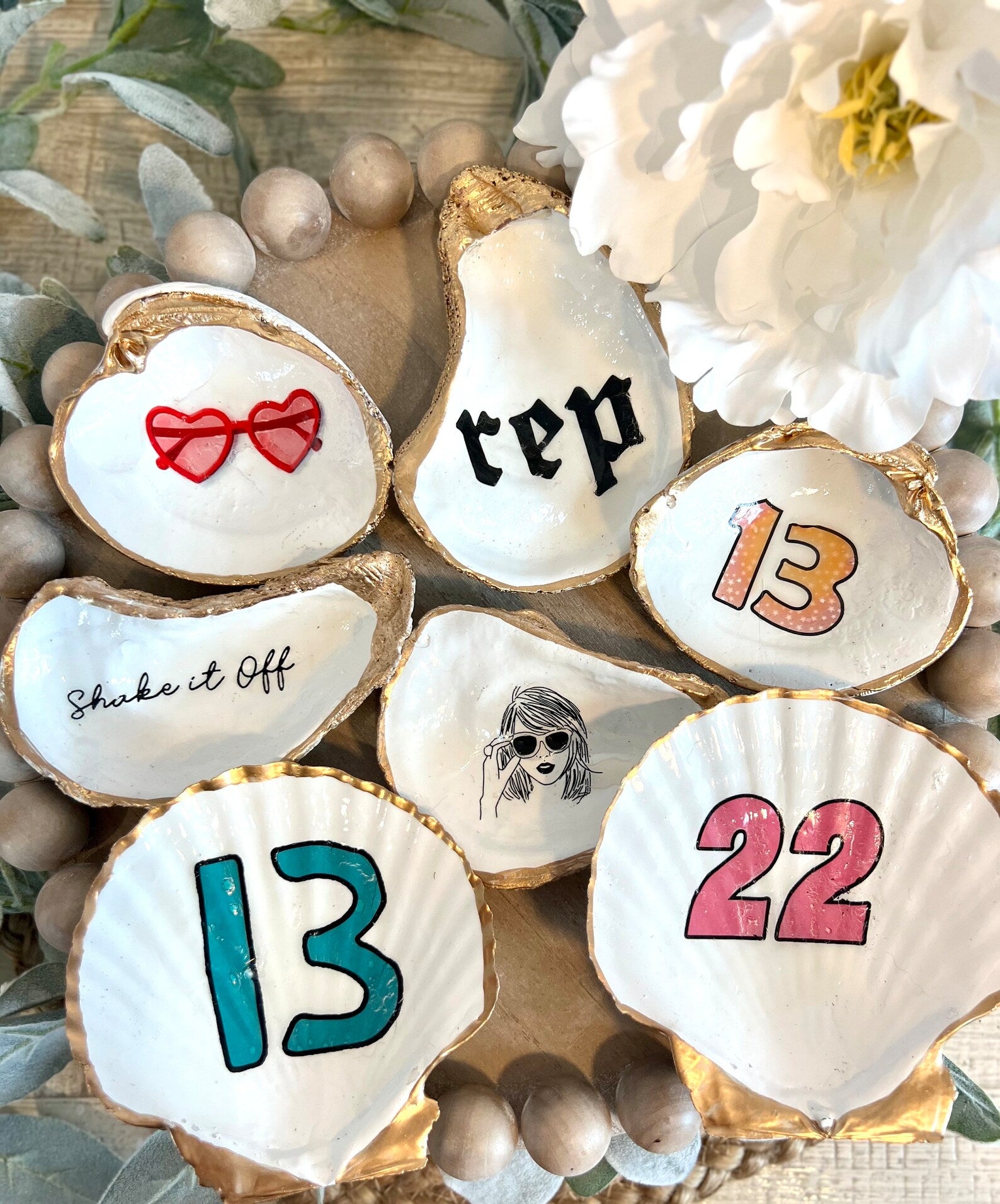Birth-tay party favor shell dish. Swiftie Shell Ring Dish favor birthtay party