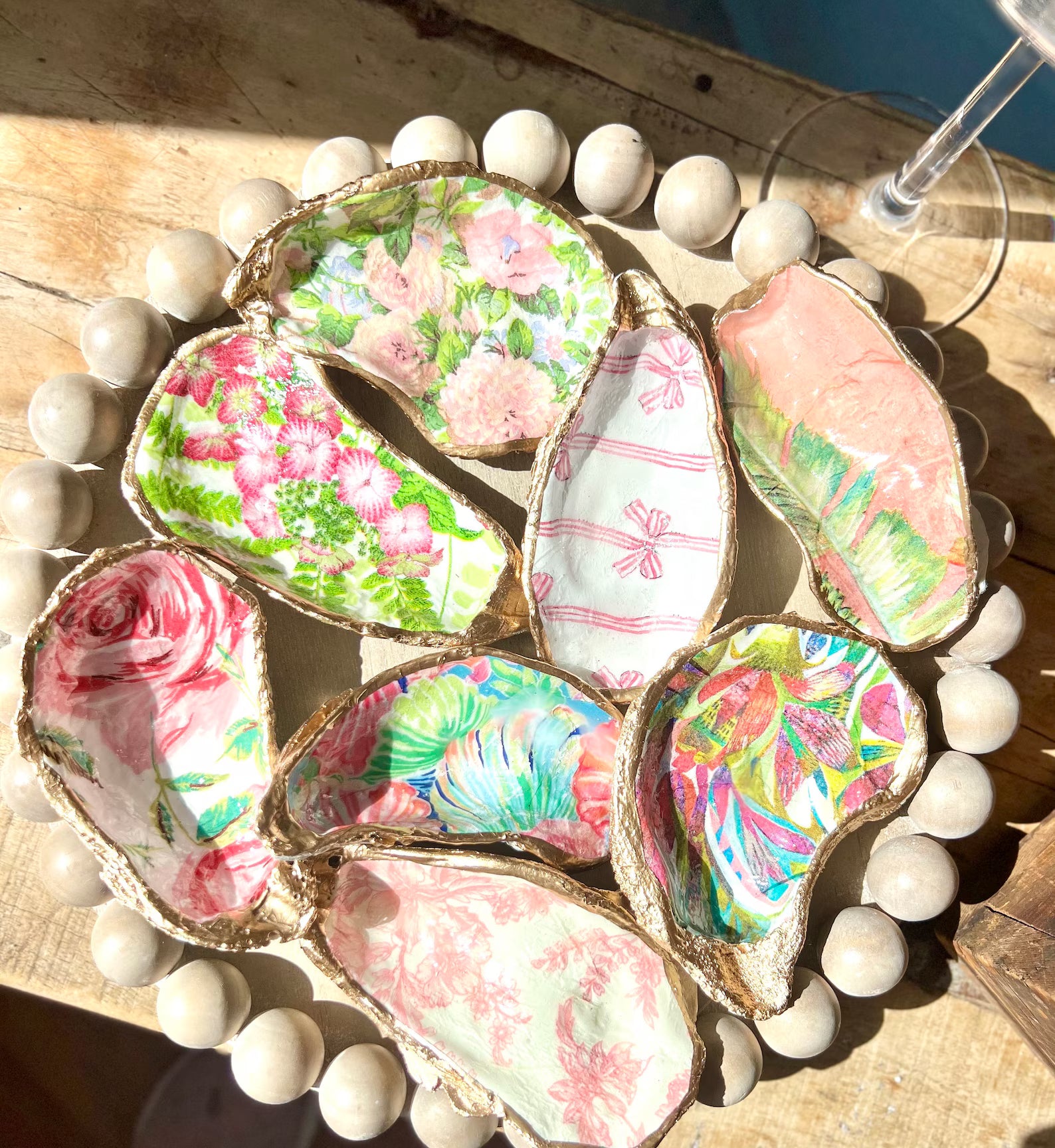 Bachelorette party favor idea. Decoupaged Shell Jewelry Dish favor last splash beach bachelorette