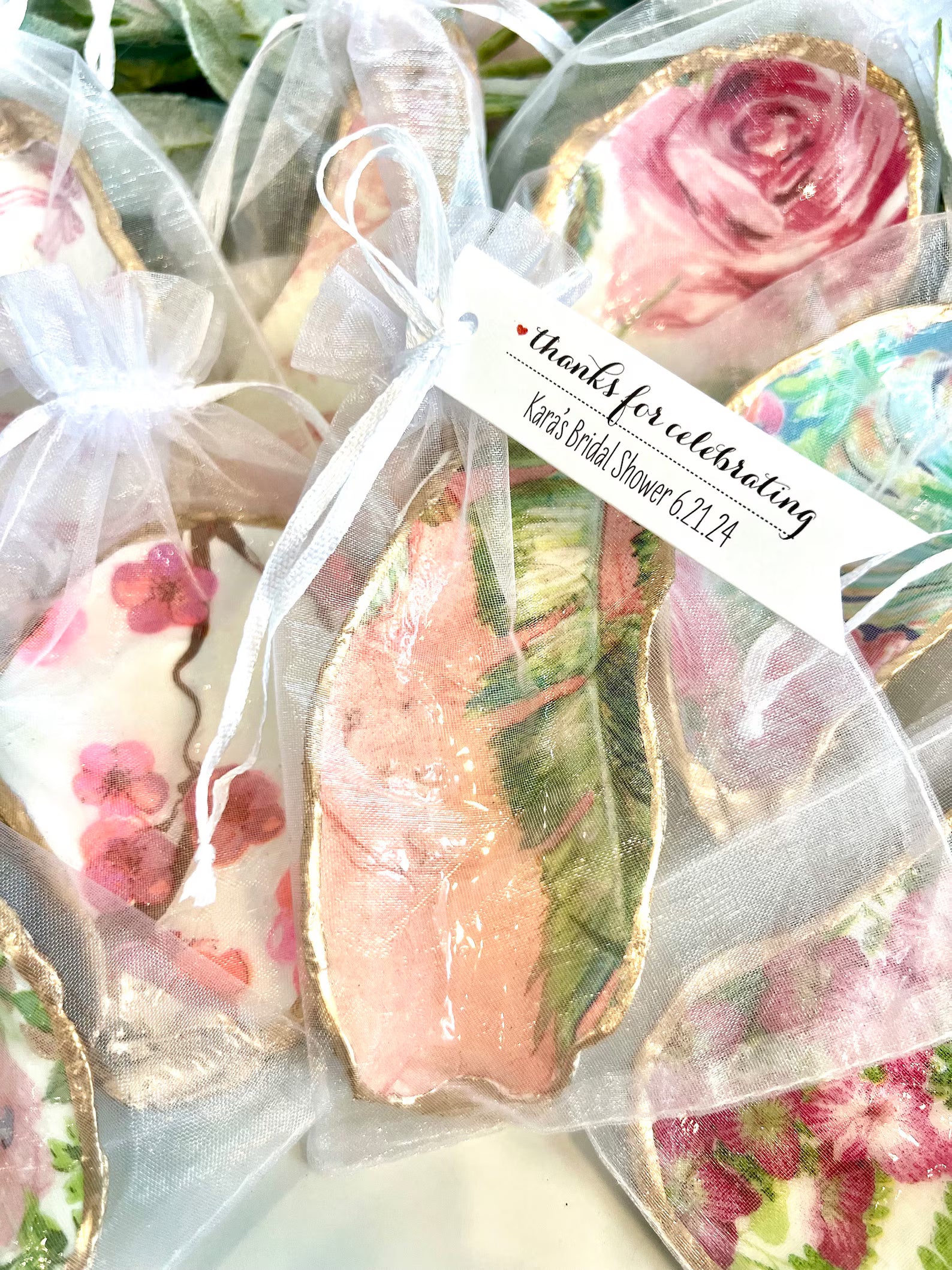 Bachelorette party favor idea. Decoupaged Shell Jewelry Dish favor last splash beach bachelorette