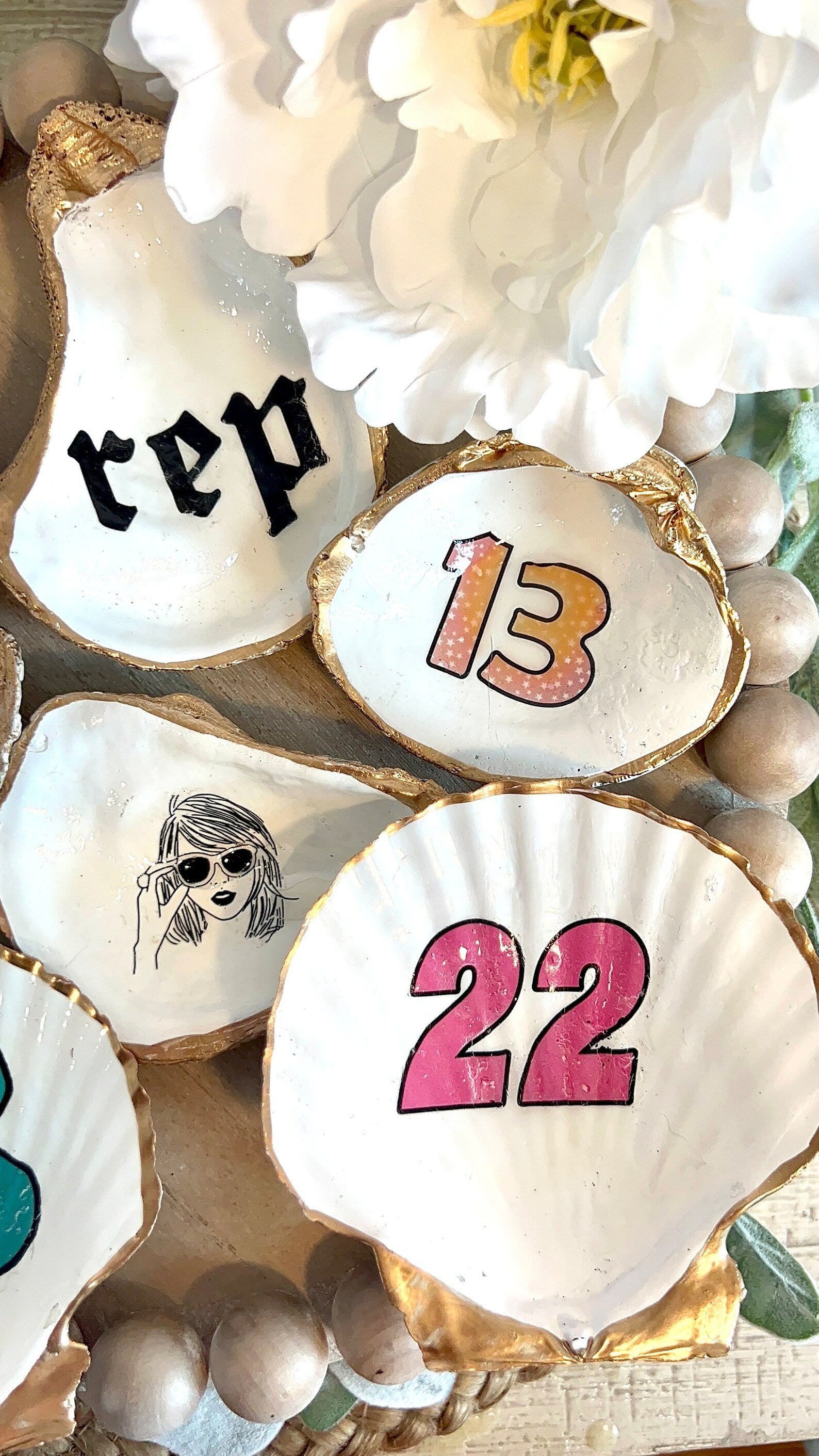 Birth-tay party favor shell dish. Swiftie Shell Ring Dish favor birthtay party