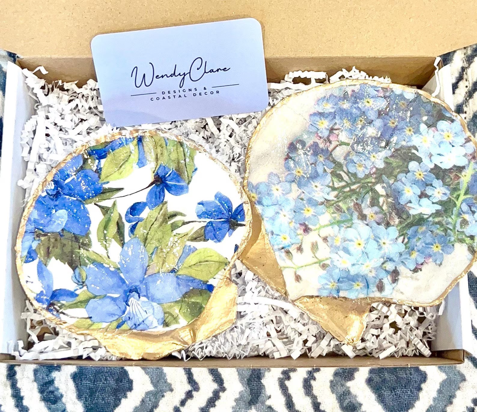 Blue Floral Scallop shell set of two trinket jewelry ring AirPod dish