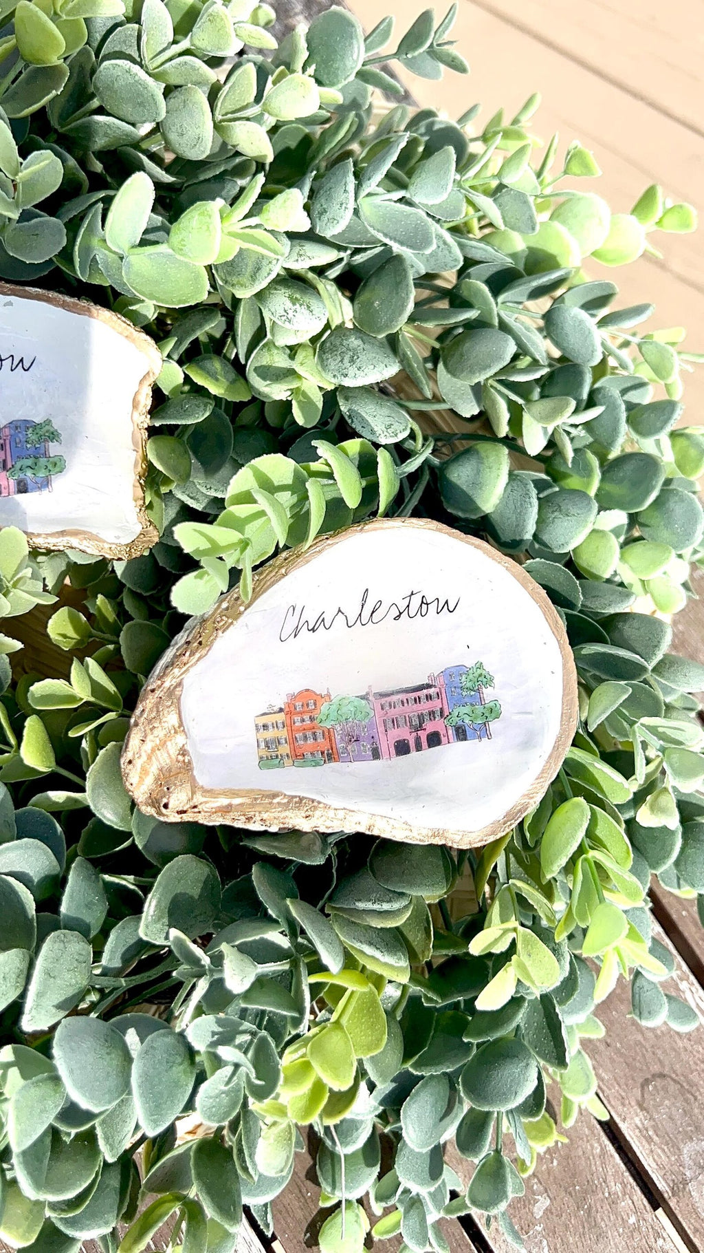 College of Charleston dorm room decor idea oyster ring dish