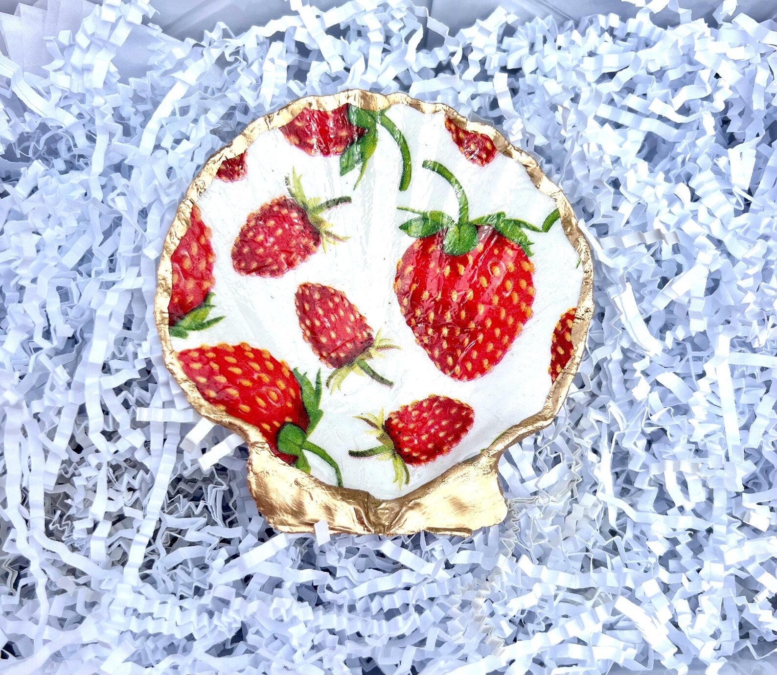 Strawberry Shell Dish. Strawberry ring dish. Strawberry decor idea