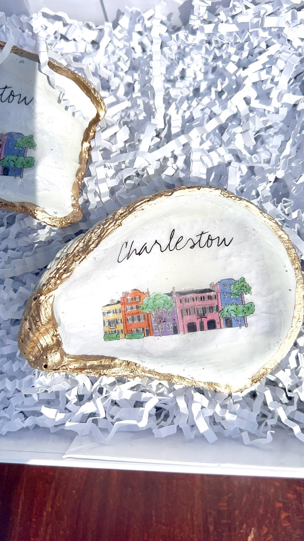 College of Charleston dorm room decor idea oyster ring dish