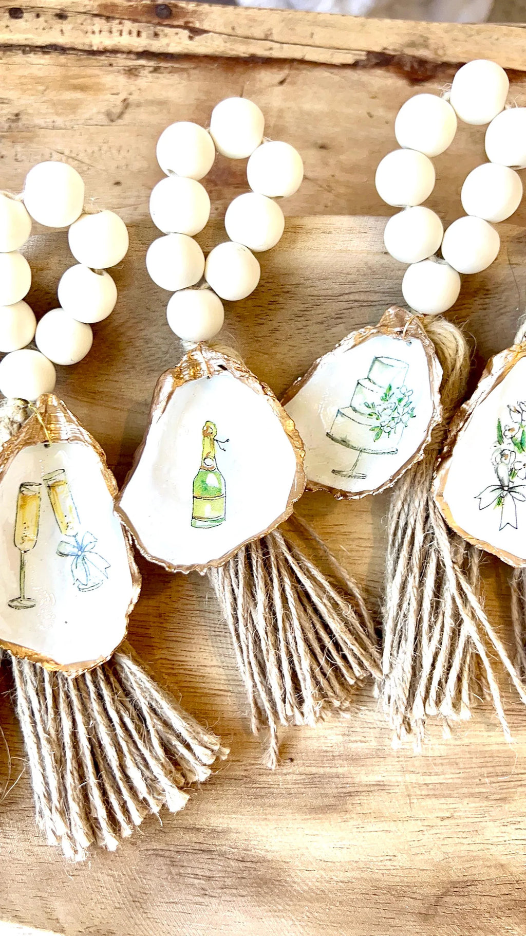 Pearls and Prosecco Party Favor