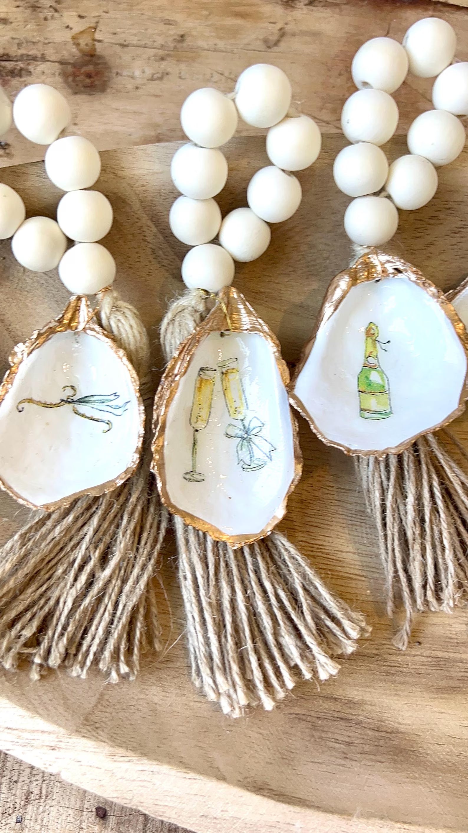 Pearls and Prosecco Party Favor