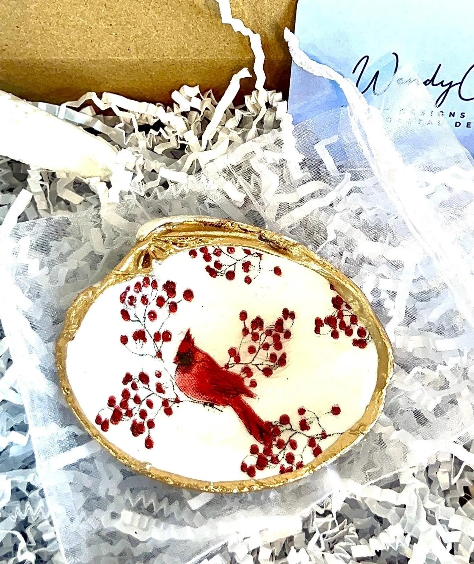 Cardinal Shell Jewelry Dish Memorial Gift. Red Cardinal ring dish funeral favor idea.