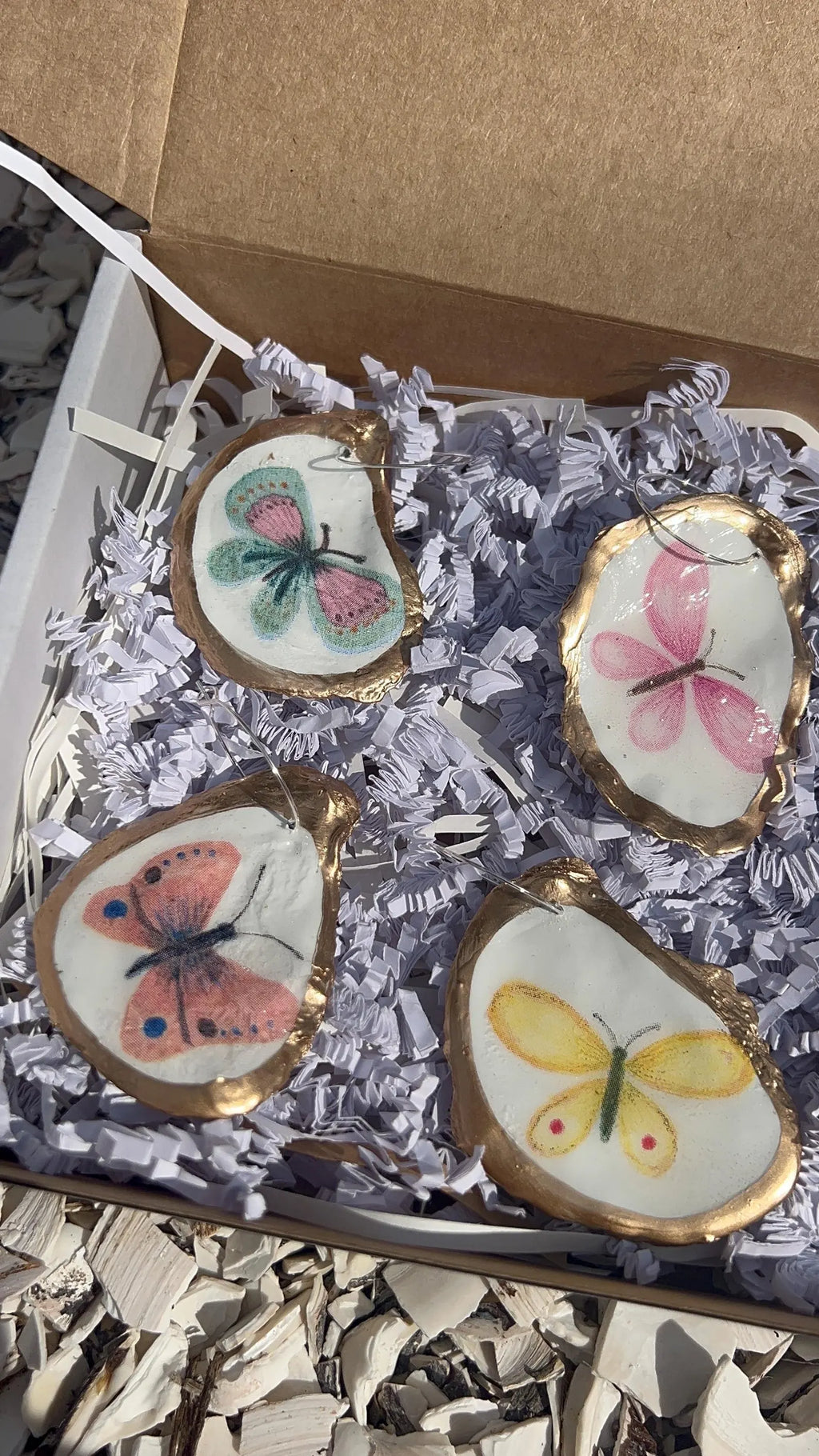 Pastel Butterfly Oyster Shell Wine Charms - Spring Garden Wedding Decor