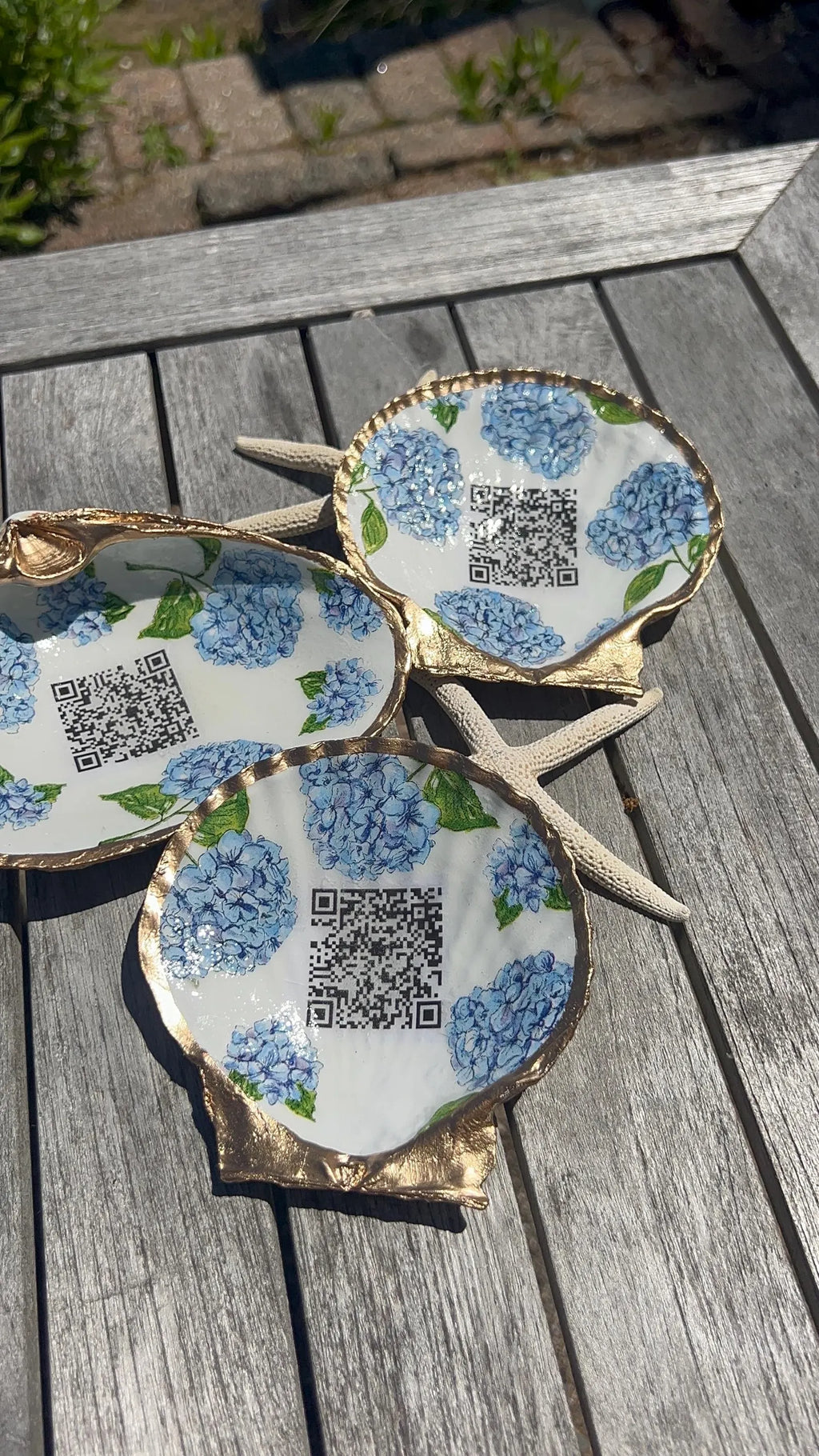 QR Code Shell Display