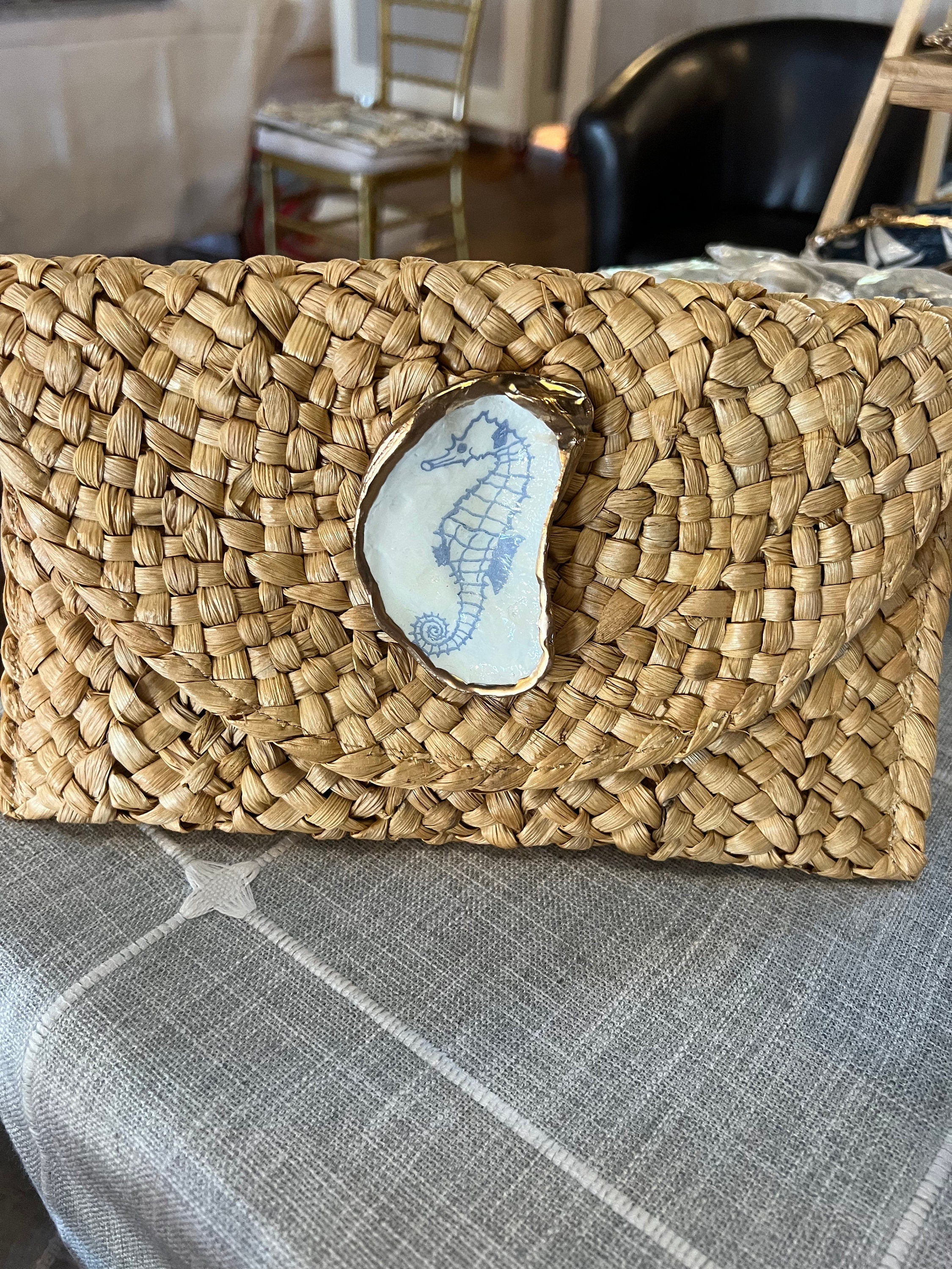 Coastal Mahjong Oyster Shell Straw Clutch Purse Handcrafted Beach Chic Raffia Envelope Bag with Decoupage Oyster Shell & Mahjong Tile