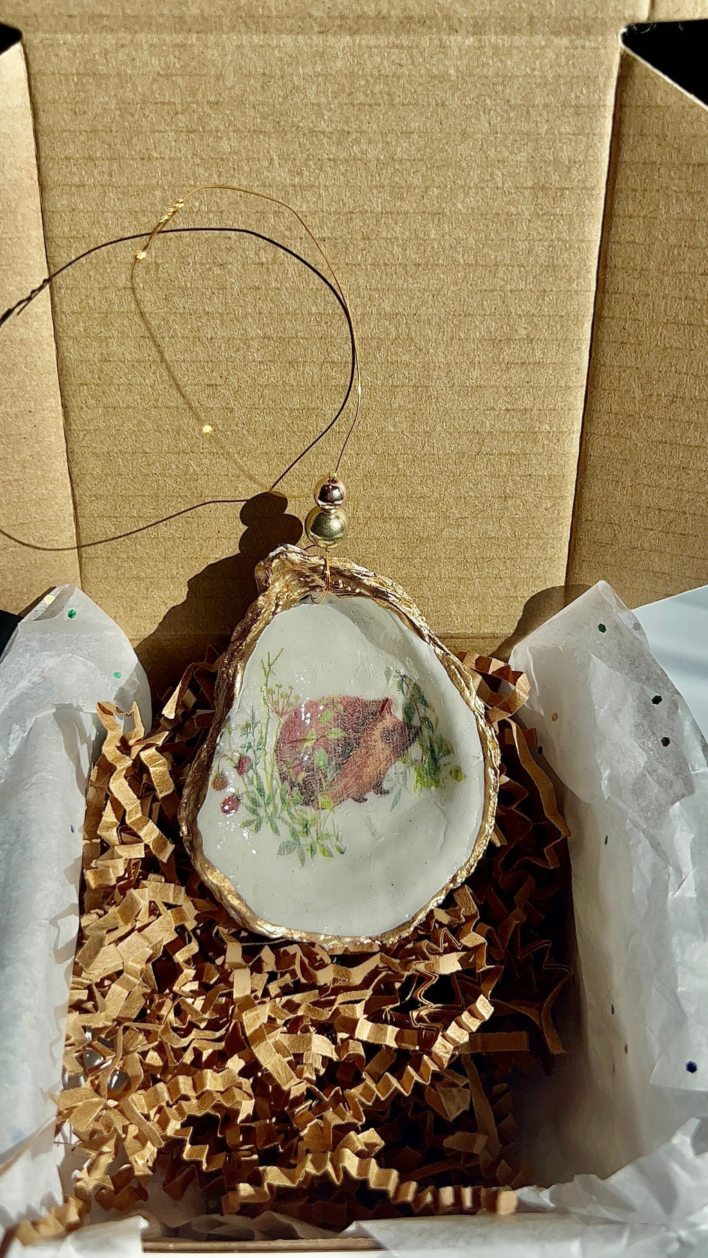 Hedgehog in leaves oyster shell Ornament. Oyster shell christmas ornament. Hedgehog Ornament. Coastal Christmas. Hostess gift. Wine charm