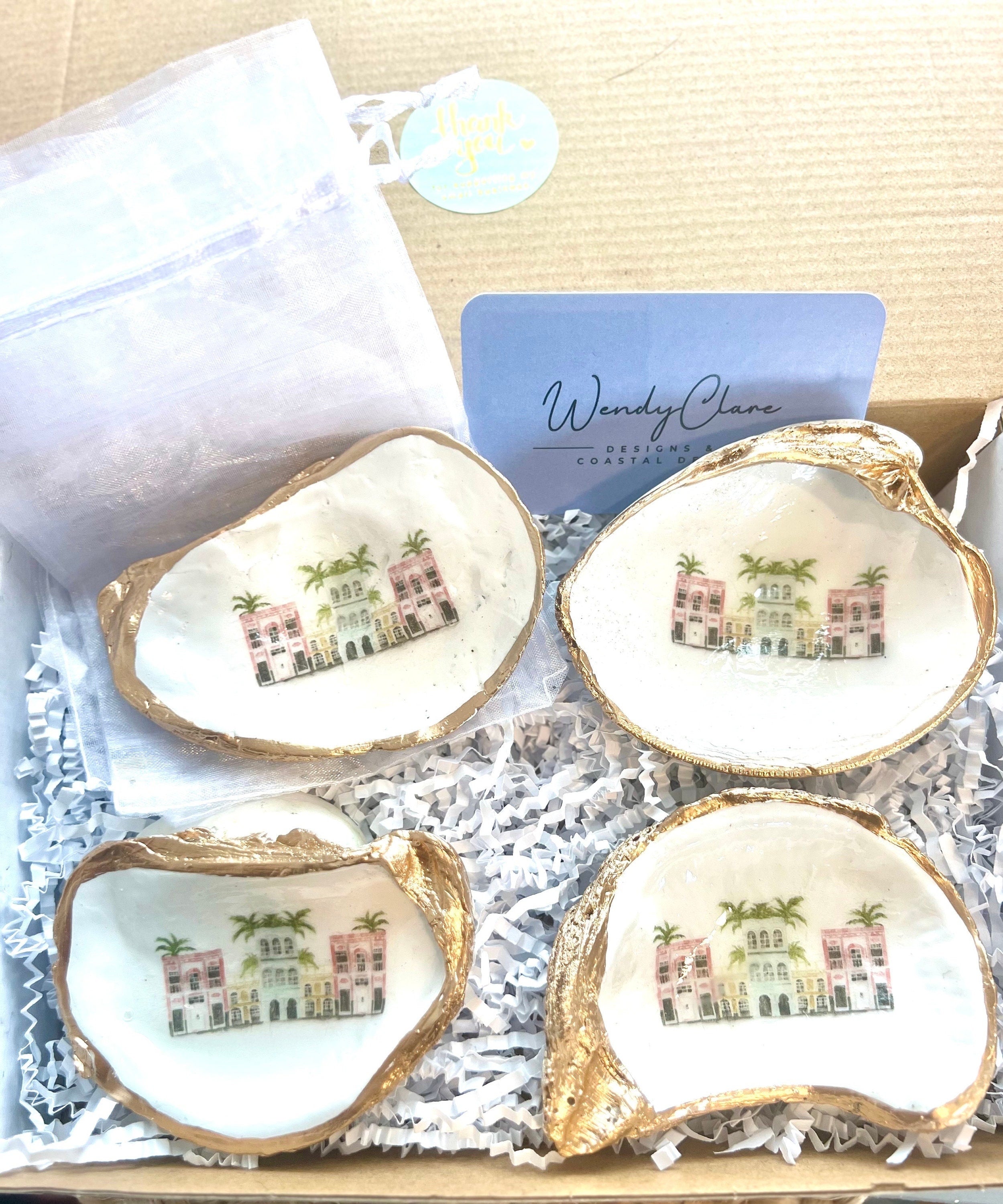 Charleston event favor oyster ornament. Charleston gala party favor. Charleston shower favor. Charleston bridesmaid proposal bachelorette