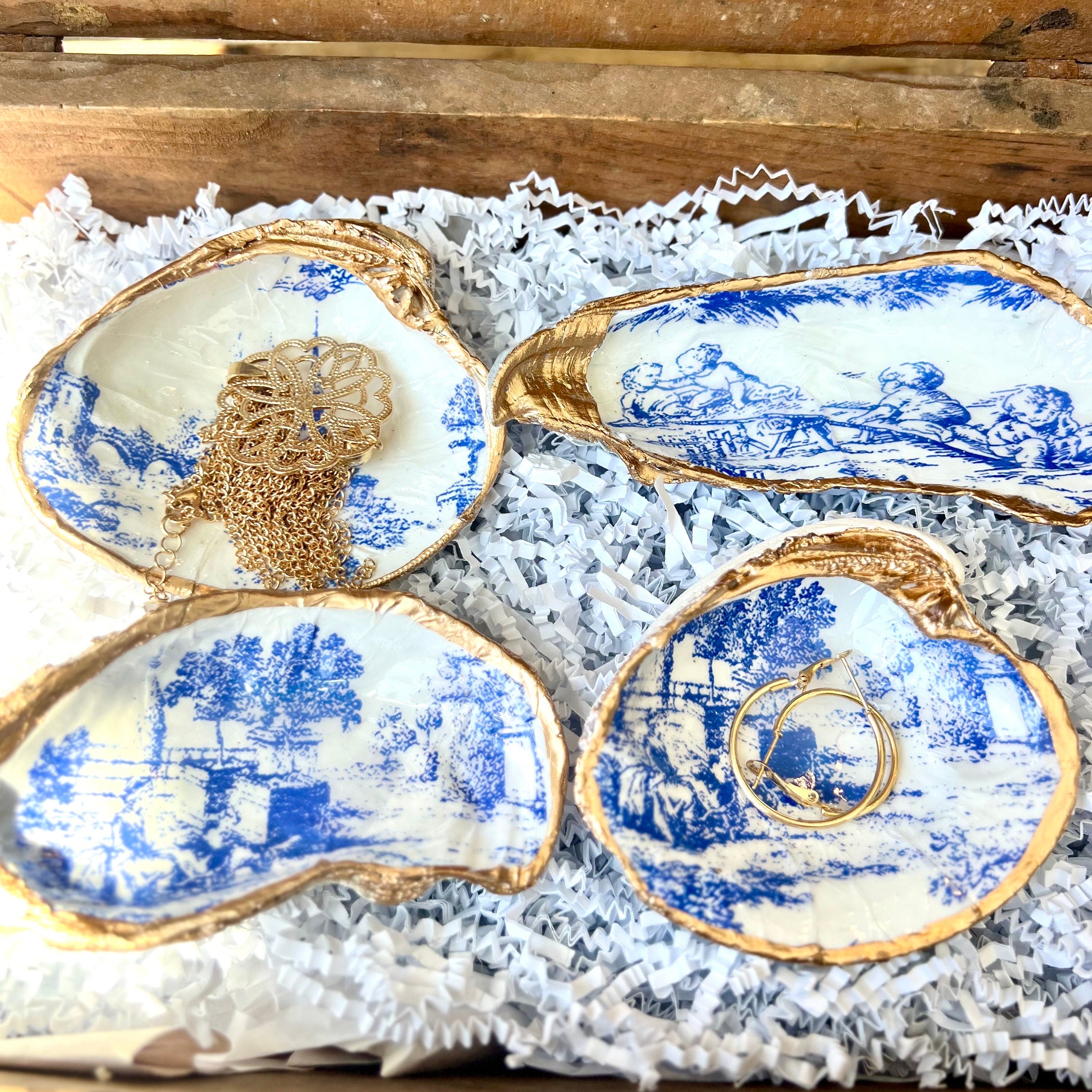 Coastal bachelorette favor & blue toile wedding welcome bag gift idea. Beachy wedding favor bulk discount. French country wedding favor.