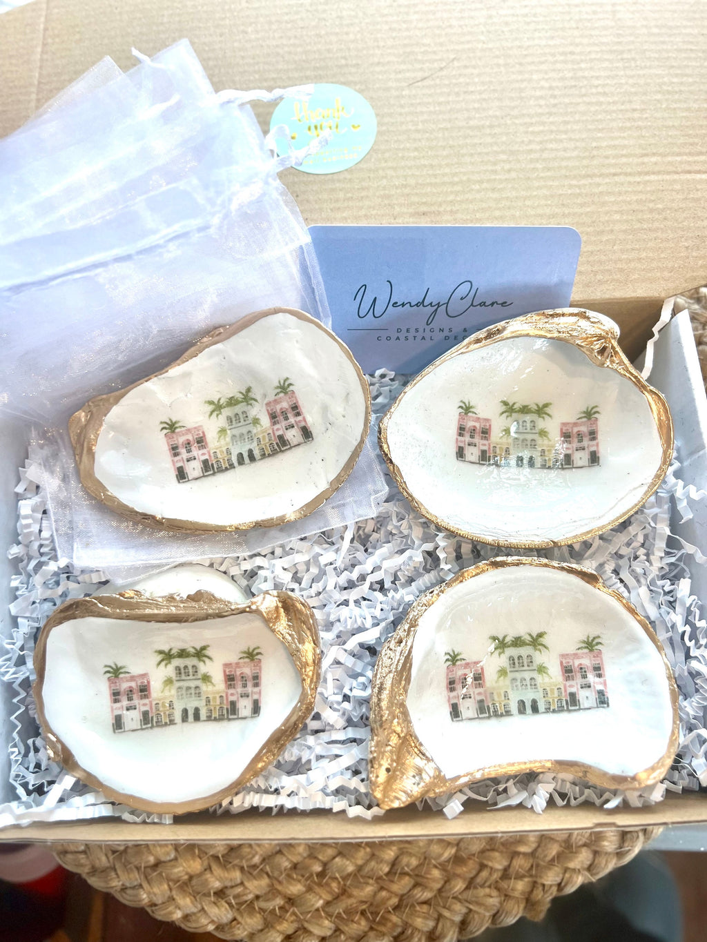 Charleston event favor oyster ornament. Charleston gala party favor. Charleston shower favor. Charleston bridesmaid proposal bachelorette