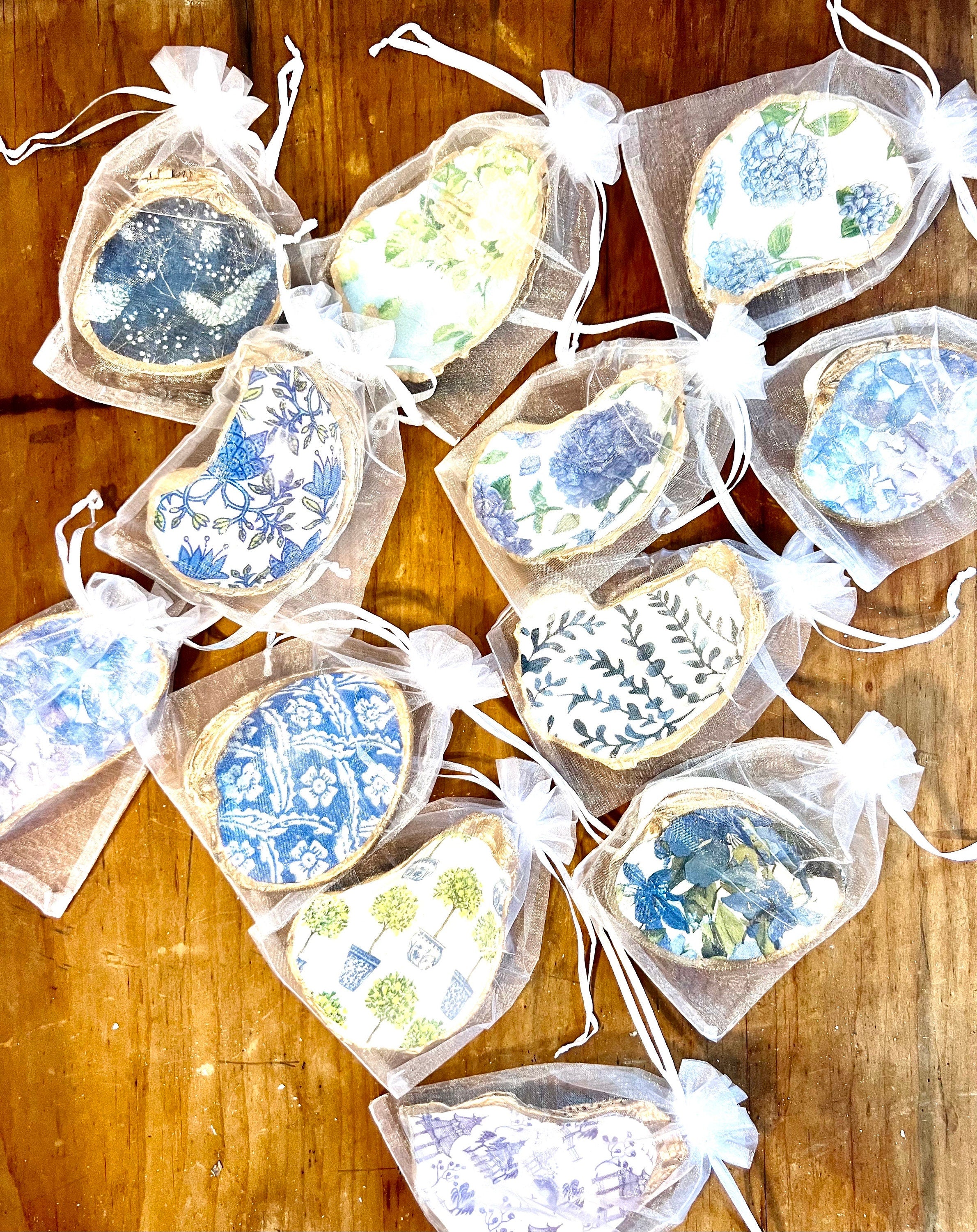 College graduation gift idea Serena/Lily style Shell Jewelry Dish. Decoupaged scallop Shell Jewelry Tray graduation gift & party favor idea.