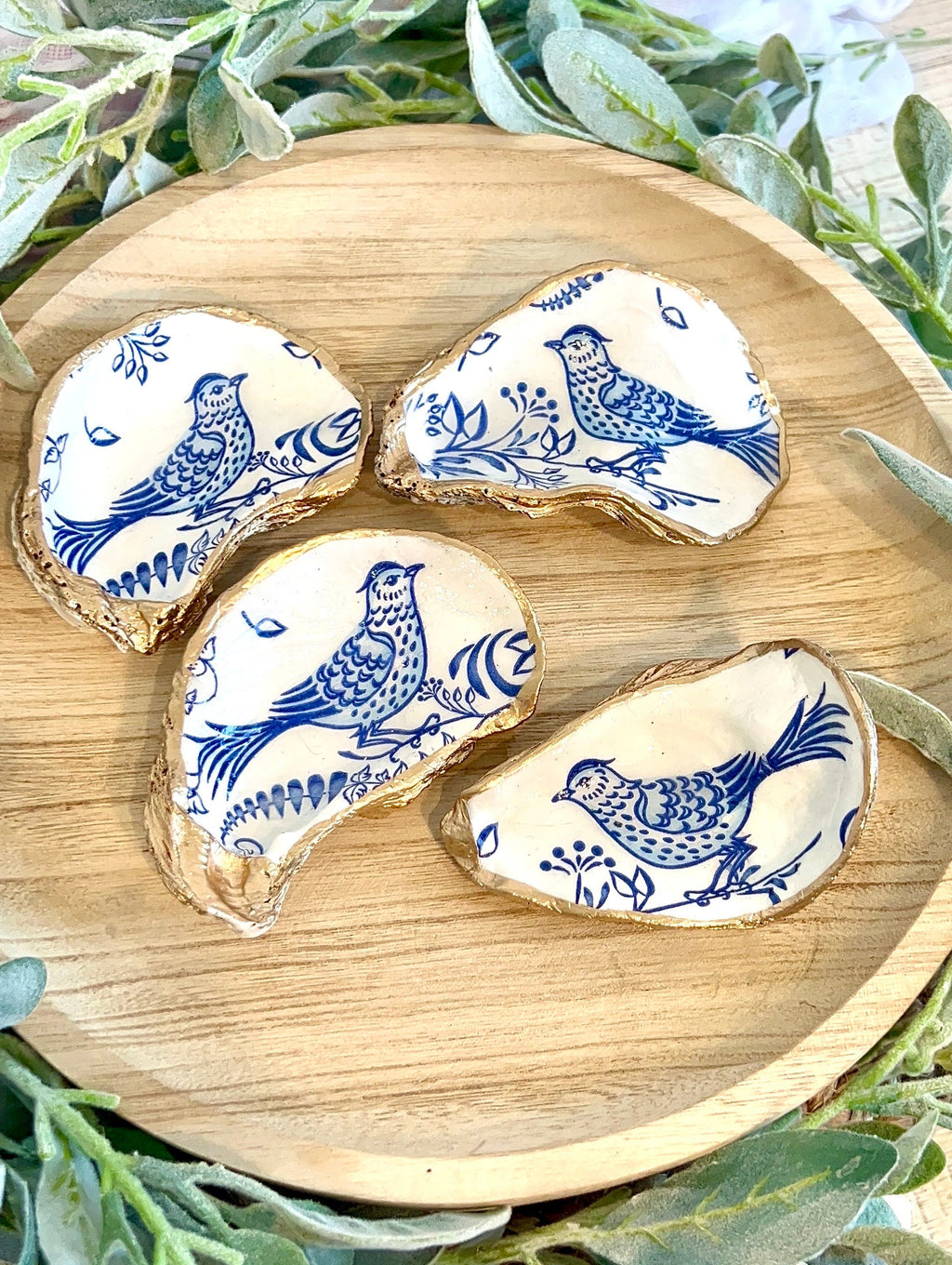 Chinoiserie bird decor Chinese porcelain style shell trinket ring dish. Chinoiserie Gift for Grandma. Lowcountry gift. Luxury wedding favor