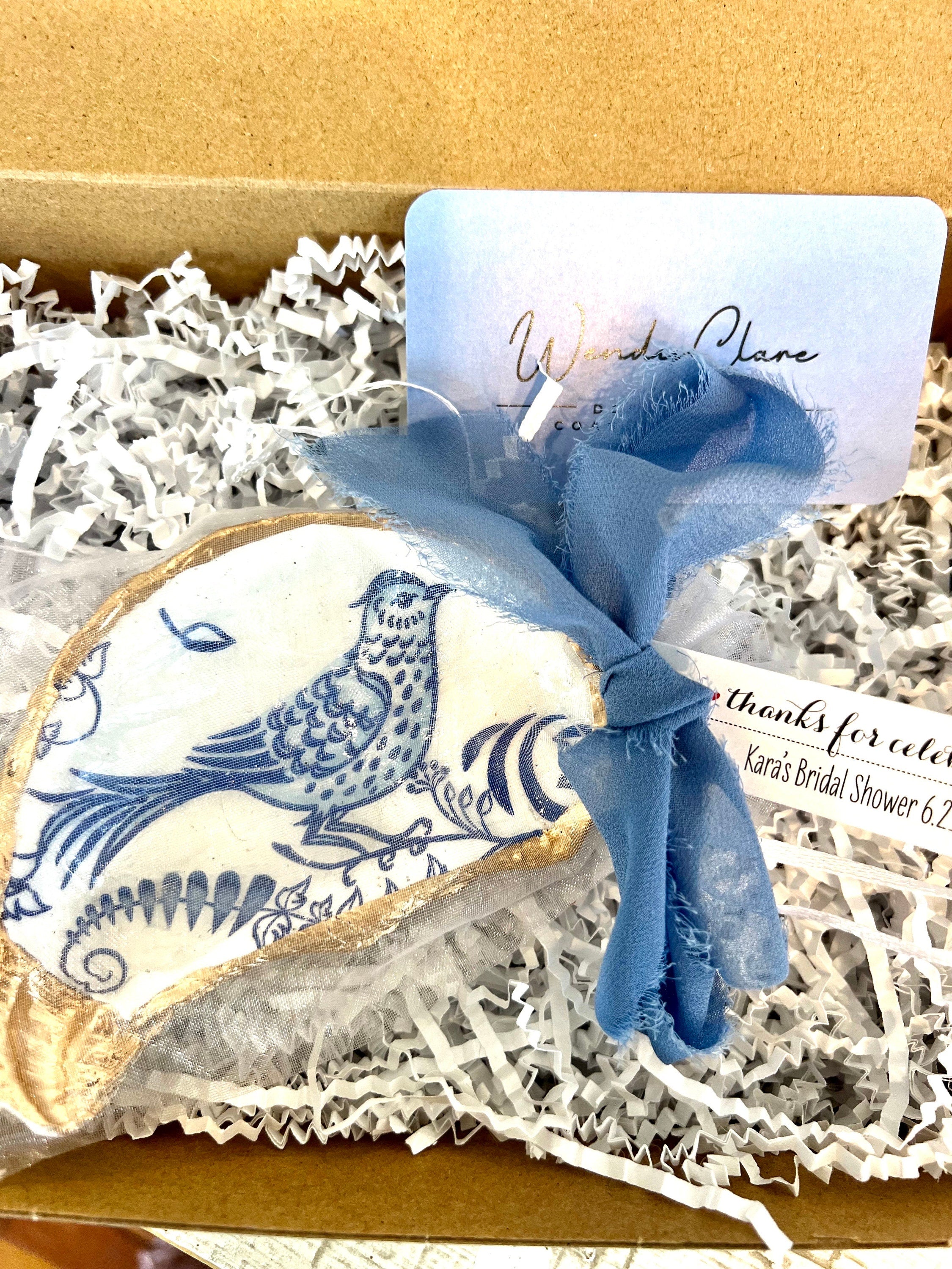 Coastal bachelorette favor & Hamptons style wedding welcome bag gift idea. Beachy wedding favor bulk discount. Bridal party favor gift idea