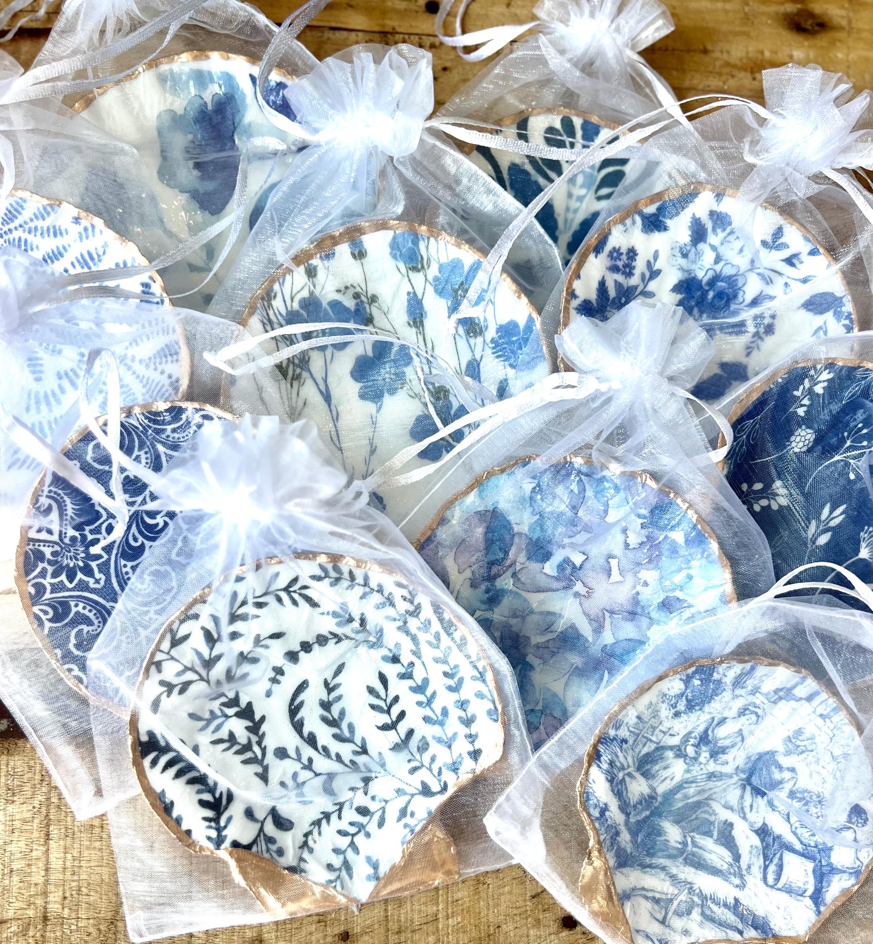 BLUE & WHITE scallop shell ring dish bridal shower favor. Bulk luxury beach wedding coastal favor dish. CHINOISERIE shell ring dish favor.
