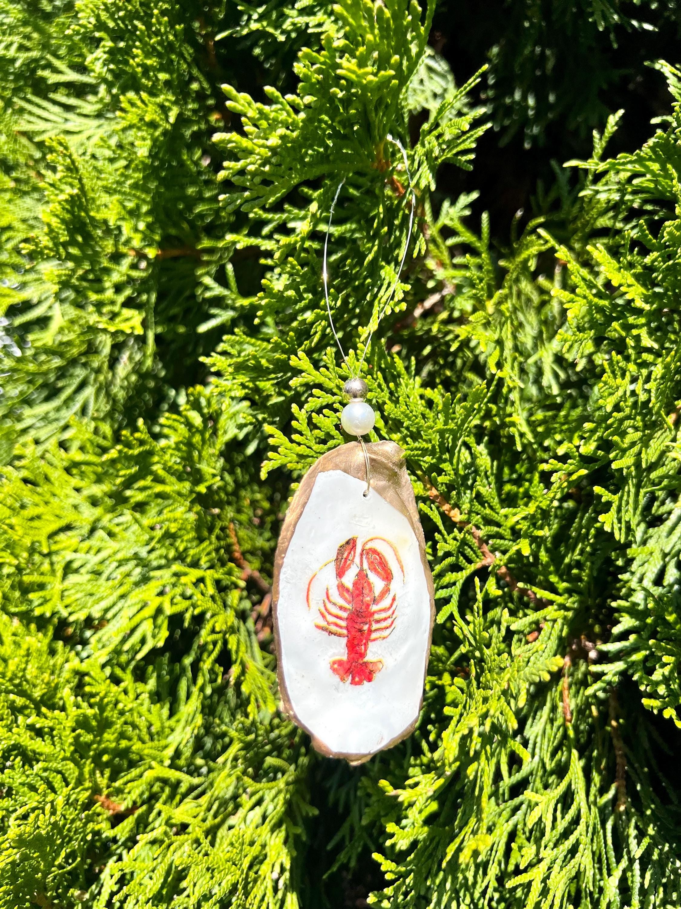 MAINE CHRISTMAS ornament. Maine oyster ornament. Maine shell ornament. Maine oyster art. Maine gift idea. Maine Christmas gift. Maine travel