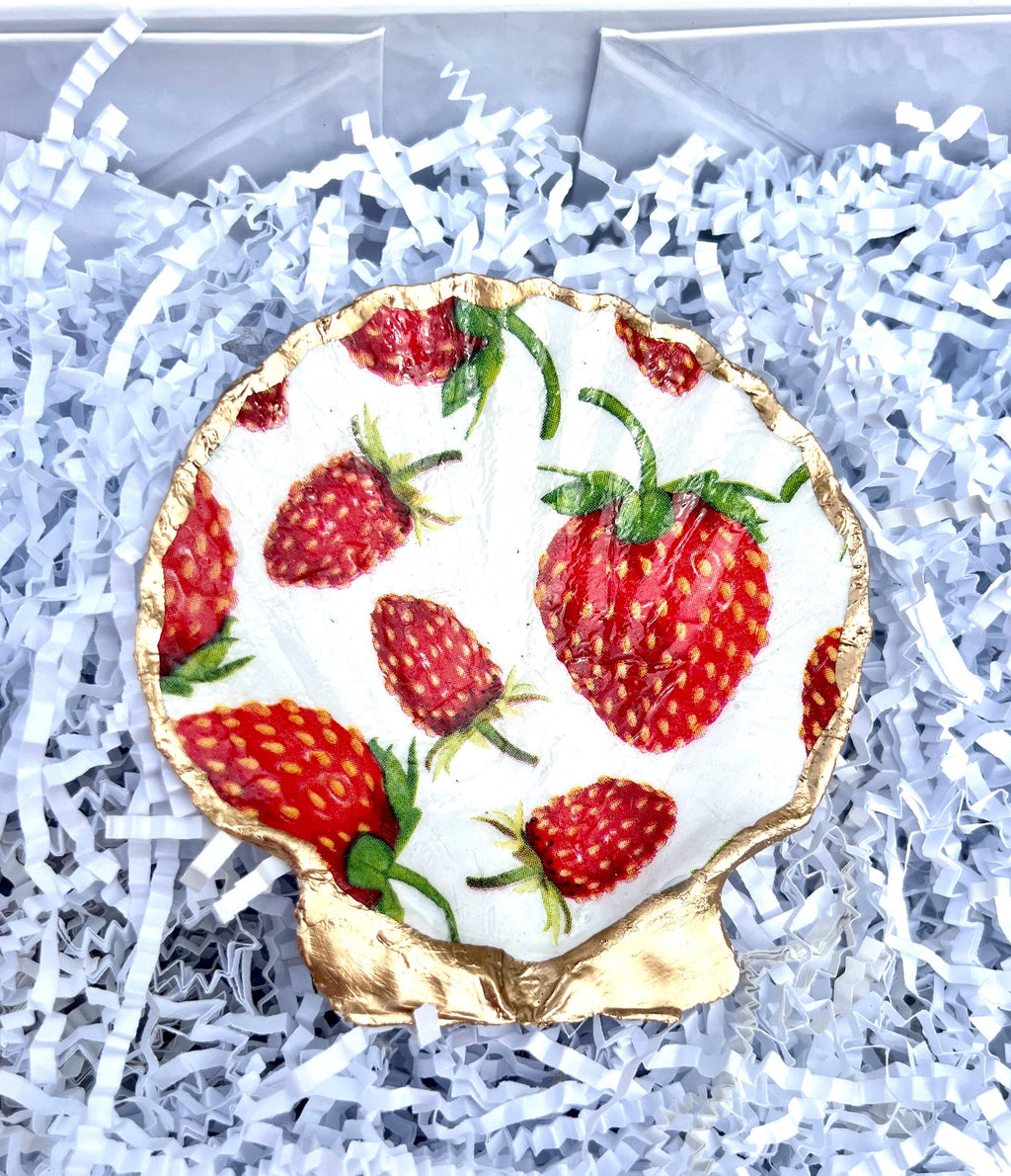Strawberry Oyster shell Ornament. Strawberry Christmas ornament. Strawberry baby shower favor. Berry first birthday party favor. Berry favor