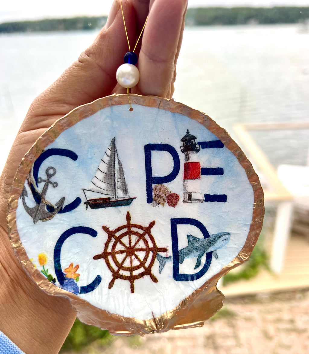 Cape cod wedding favor idea decoupaged shell dish jewelry tray. Beach wedding favor Cape Cod shell dish Coastal favor idea Cape Cod party