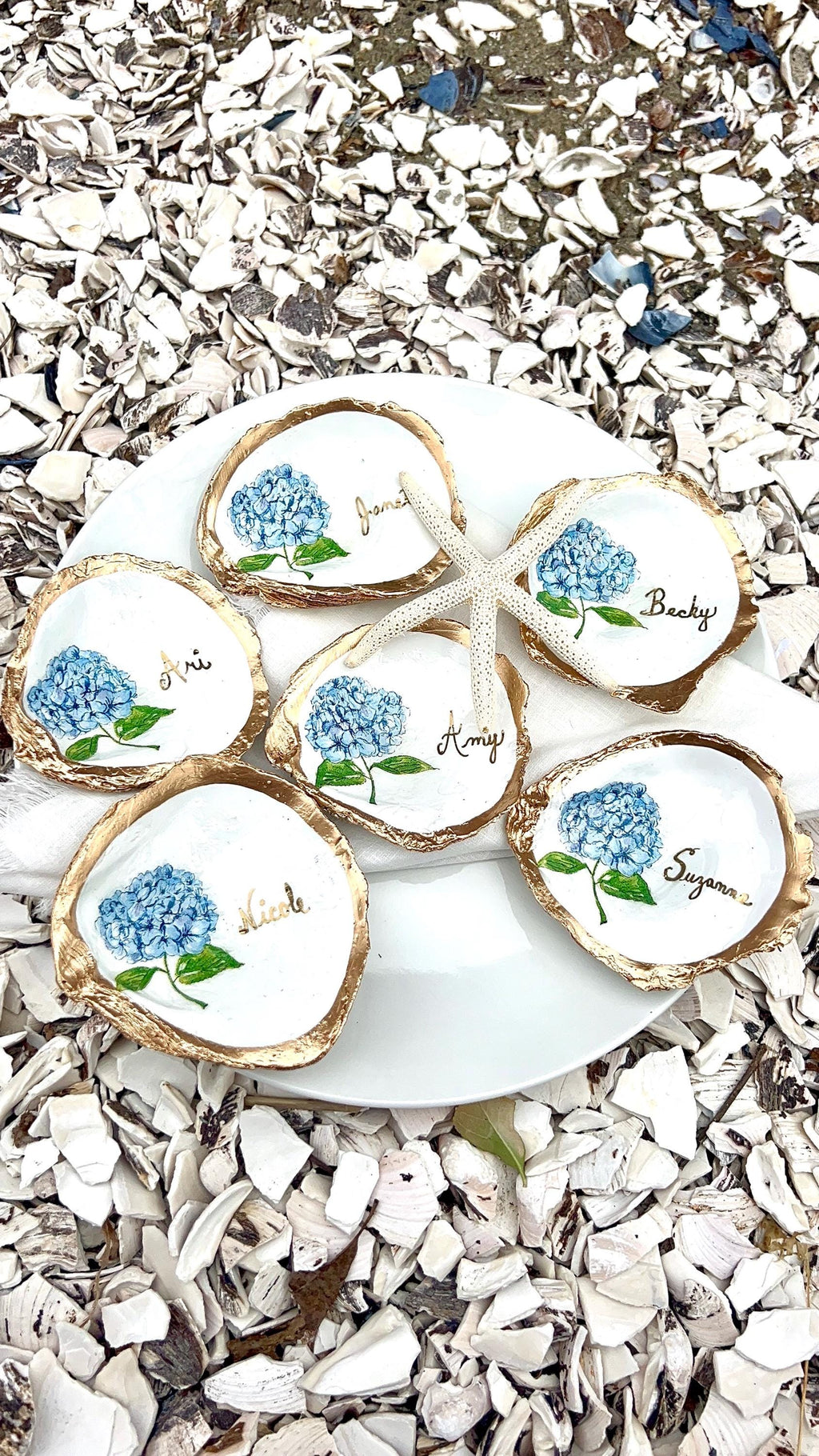 NANTUCKET Wedding Hydrangea Shell Place Card Cape Cod Hydrangea Wedding Favor Bridal Shower Place Setting, Custom Hydrangea Name Shell Dish