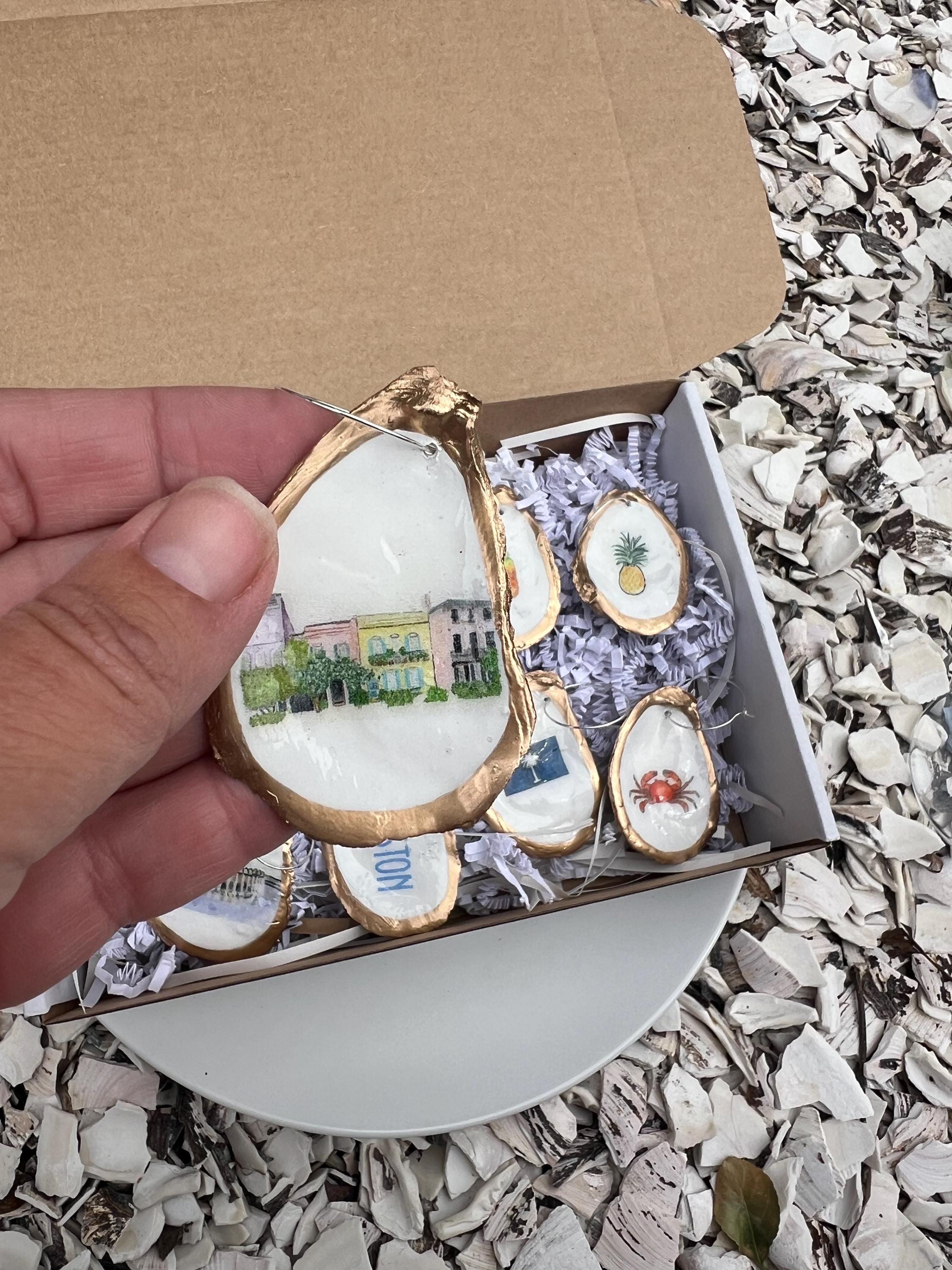Charleston Coastal Oyster Shell Wine Charms - Elegant Gold Rim Wine Glass Markers Southern Charm Decor for Charleston Event or Bachelorette