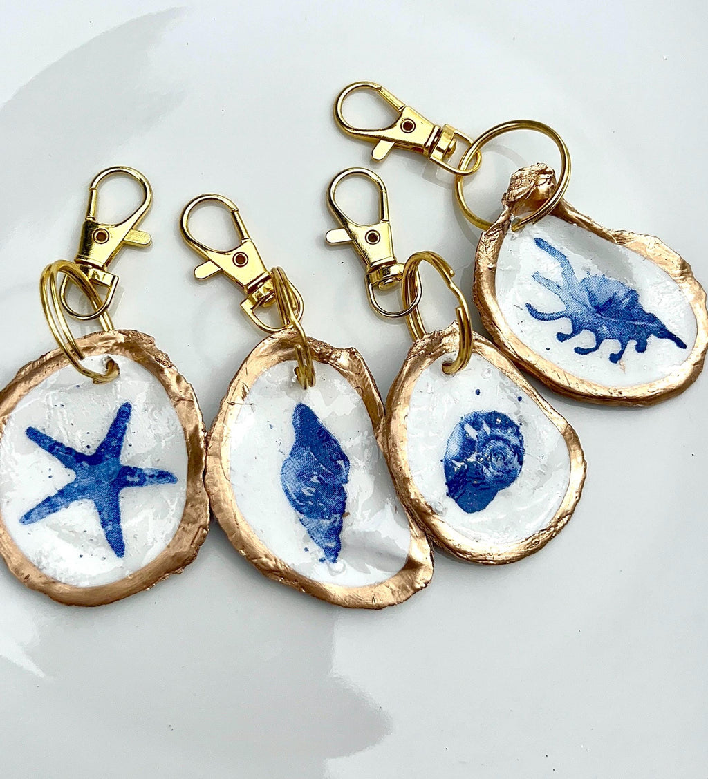 Handpainted Oyster Shell Keychain Bag Charm Coastal Nautical Key Ring, Gold Trim Shell Charm Beach Bachelorette Favor Preppy Ocean Accessory