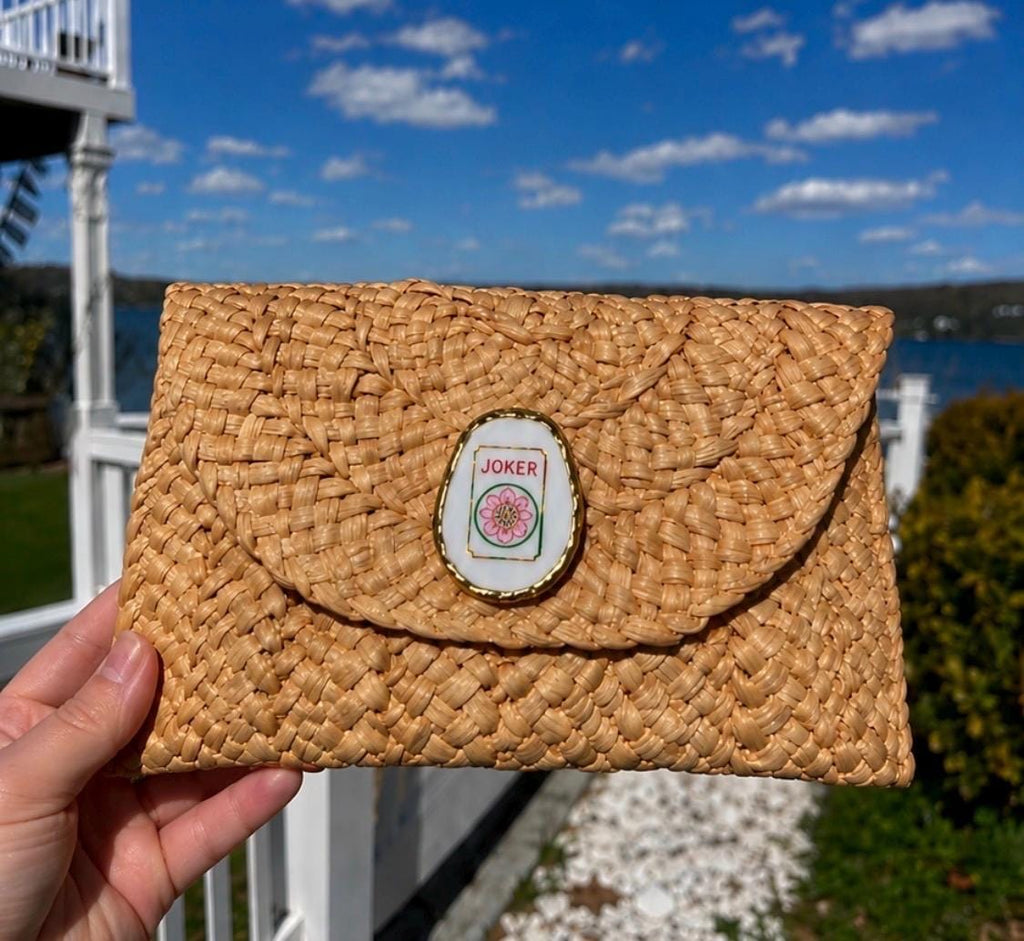 Coastal Mahjong Oyster Shell Straw Clutch Purse Handcrafted Beach Chic Raffia Envelope Bag with Decoupage Oyster Shell & Mahjong Tile