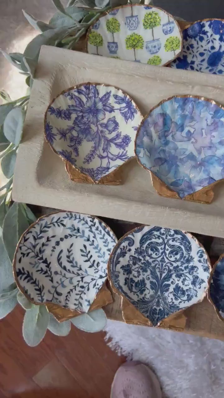 BLUE & WHITE Coastal event favor shell dish for elegant yacht club wedding. VIP guest gift trinket dish beach wedding favor bridal shower