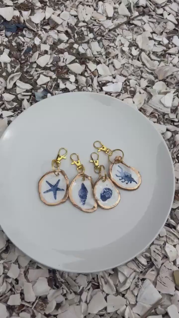 Handpainted Oyster Shell Keychain Bag Charm Coastal Nautical Key Ring, Gold Trim Shell Charm Beach Bachelorette Favor Preppy Ocean Accessory