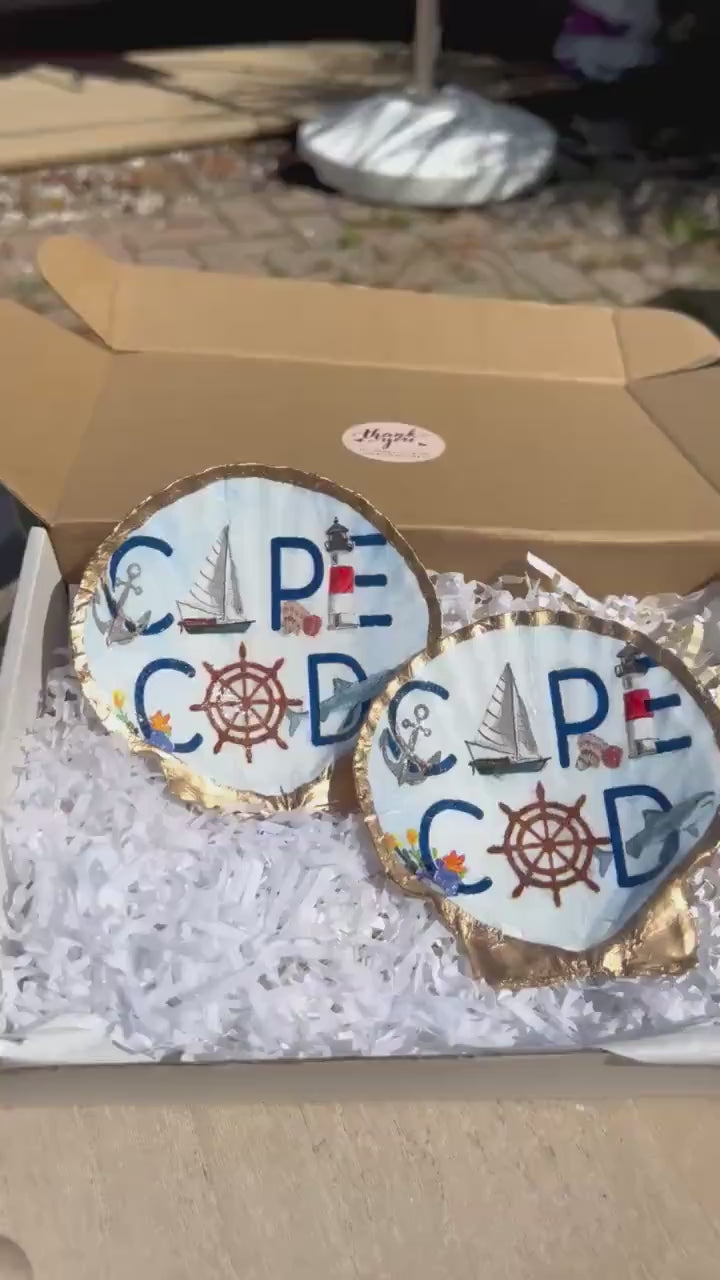 Cape cod wedding favor idea decoupaged shell dish jewelry tray. Beach wedding favor Cape Cod shell dish Coastal favor idea Cape Cod party