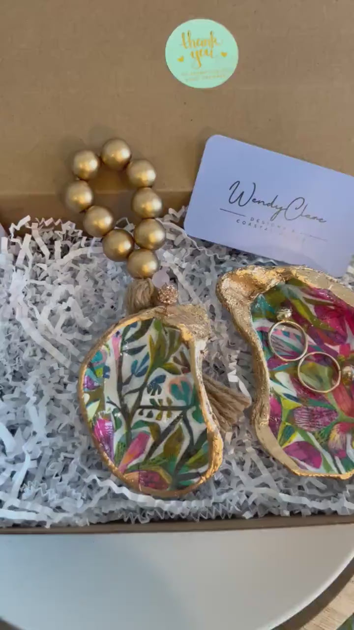 Palm beach event favor and decor set coastal ring dish favor & shell place setting, Palm beach charity gala coastal decor and favor idea